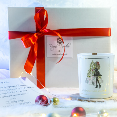 Fotka sviečok z kolekcie ' Vianočné Balíčky - Christmas Lady